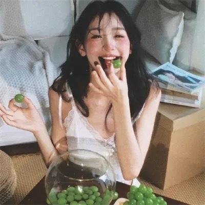 埃丽卡封面